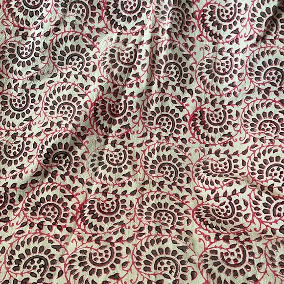 Hand block Printed table clothe, cotton, stables on Kira, airy designs tasseled - Picture 6 of 15